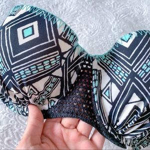Victoria's Secret Swim - Victoria’s Secret 36D Bikini Top Victoria's Secret Swim - Victoria’s Secret 36D Bikini Top